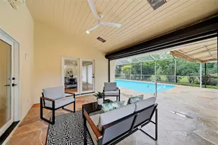 1008 Royal Birkdale Dr, Tarpon Springs, FL 34688 - Photo 43