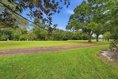 1008 Royal Birkdale Drive, Tarpon Springs, FL 34688 - Photo 53