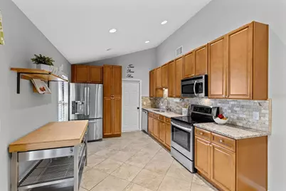 417 Holly Court, Winter Springs, FL 32708 - Photo 5