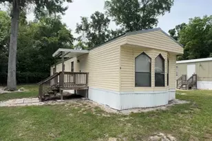 1001 NE 77th St, Ocala, FL 34479 - Photo 1