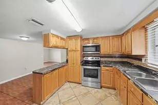 10933 Stamford Dr, Port Richey, FL 34668 - Photo 11