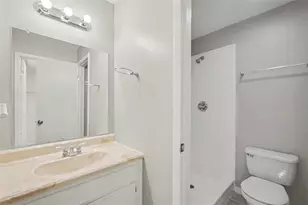 5202 Garner Pl, Seffner, FL 33584 - Photo 13