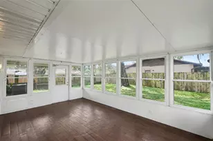 5202 Garner Pl, Seffner, FL 33584 - Photo 15