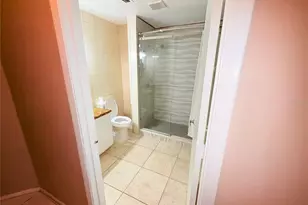 223 Lake Davenport Estates Dr, Davenport, FL 33897 - Photo 23
