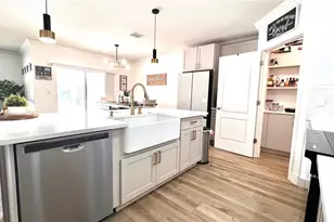914 Guadalupe Dr, Orange City, FL 32763 - Photo 13