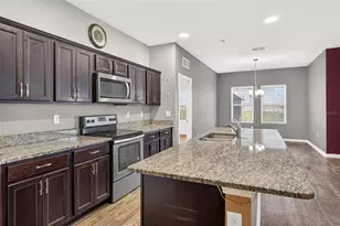 16430 Bloom Ct, Groveland, FL 34736 - Photo 9