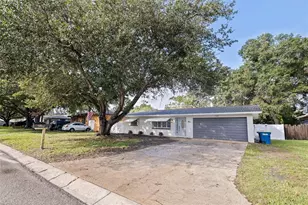 110 N Nimbus Ave, Clearwater, FL 33765 - Photo 3