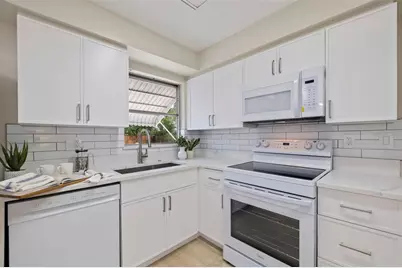110 N Nimbus Avenue, Clearwater, FL 33765 - Photo 11
