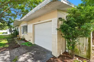 6226 42nd Ave N, Saint Petersburg, FL 33709 - Photo 3