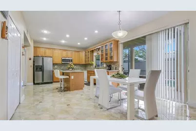 7866 Bardmoor Hill Circle, Orlando, FL 32835 - Photo 5