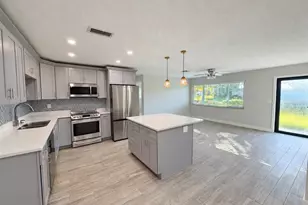 1476 N Mangonia Dr, West Palm Beach, FL 33401 - Photo 11