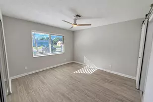 1476 N Mangonia Dr, West Palm Beach, FL 33401 - Photo 13