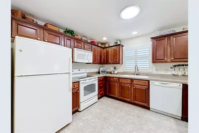 2001 Altamonte Way, The Villages, FL 32162 - Photo 5