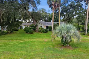 41520 Charm Lk Dr, Umatilla, FL 32784 - Photo 7