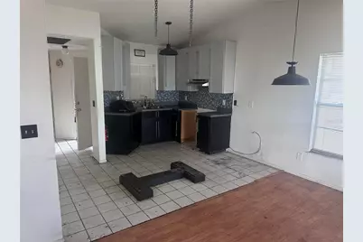 8240 Ravencroft Drive, Tampa, FL 33615 - Photo 3