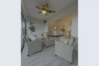 5847 Clubside Drive, Sarasota, FL 34243 - Photo 11