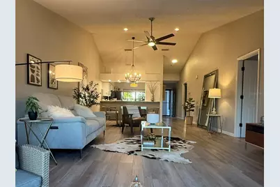 5847 Clubside Drive, Sarasota, FL 34243 - Photo 7