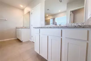 585 Barrier Reef St, Ruskin, FL 33570 - Photo 57