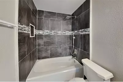 [Address not provided], Plant City, FL 33566 - Photo 9
