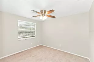 10102 Hickory Hollow Ct, Tampa, FL 33615 - Photo 13