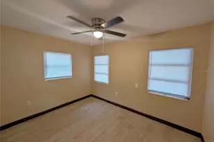 2001 E Robson St, Tampa, FL 33610 - Photo 9