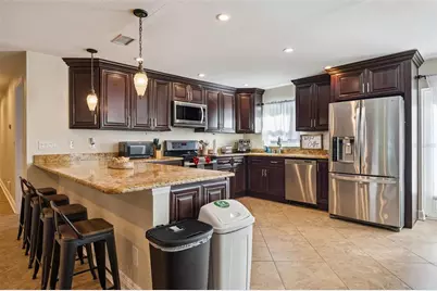 2614 Fairview Avenue, Seffner, FL 33584 - Photo 13