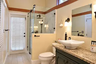 6526 3rd Ave S, Saint Petersburg, FL 33707 - Photo 19