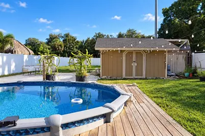 6526 3rd Avenue S, Saint Petersburg, FL 33707 - Photo 43