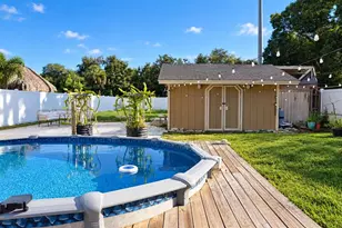 6526 3rd Ave S, Saint Petersburg, FL 33707 - Photo 43