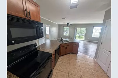 803 Ashentree Drive, Plant City, FL 33563 - Photo 5