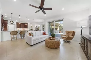 13850 Bluewater Cir, Orlando, FL 32828 - Photo 17