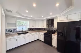 645 10th Pl, Safety Harbor, FL 34695 - Photo 11