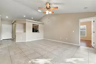 10806 Brown Trout Cir, Orlando, FL 32825 - Photo 9