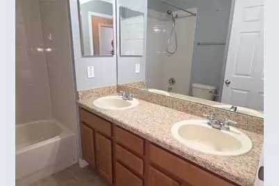 4620 Cypress Landing Lane, Saint Cloud, FL 34772 - Photo 35