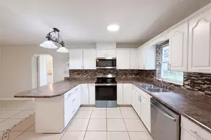 904 Spring Creek Dr, Ocoee, FL 34761 - Photo 9