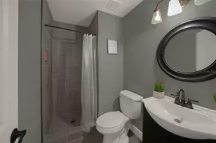 9627 Hidden Oaks Cir, Tampa, FL 33612 - Photo 17