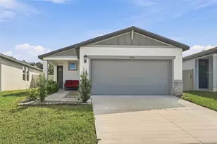 3708 Radiant Mountain Dr, Plant City, FL 33565 - Photo 1