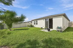 3708 Radiant Mountain Dr, Plant City, FL 33565 - Photo 35