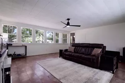 467 S Carpenter Avenue, Orange City, FL 32763 - Photo 5
