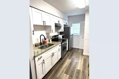 4590 76th Avenue N #302, Pinellas Park, FL 33781 - Photo 1