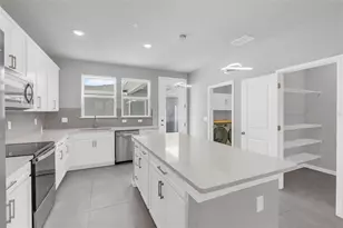 14187 Lanikai Beach Dr, Orlando, FL 32827 - Photo 9