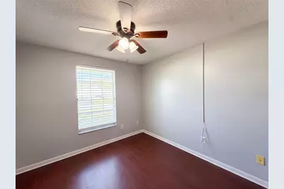 16005 Woodpine Drive, Tampa, FL 33618 - Photo 9