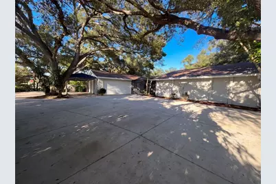 3705 Malec Circle, Sarasota, FL 34233 - Photo 41