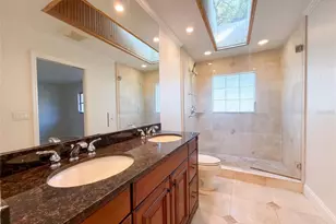 3705 Malec Cir, Sarasota, FL 34233 - Photo 11