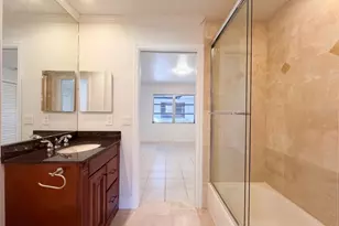 3705 Malec Cir, Sarasota, FL 34233 - Photo 19