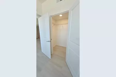 5591 Millenia Park Boulevard #326, Orlando, FL 32839 - Photo 11