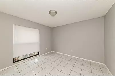610 49th Street E, Bradenton, FL 34208 - Photo 17