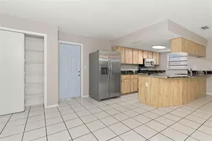 7752 Royal Stewart Dr, New Port Richey, FL 34653 - Photo 5
