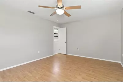 7752 Royal Stewart Drive, New Port Richey, FL 34653 - Photo 11