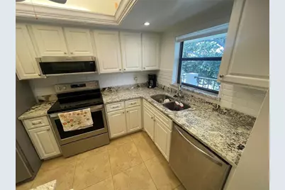 104 Capri Isles Boulevard #304, Venice, FL 34292 - Photo 3